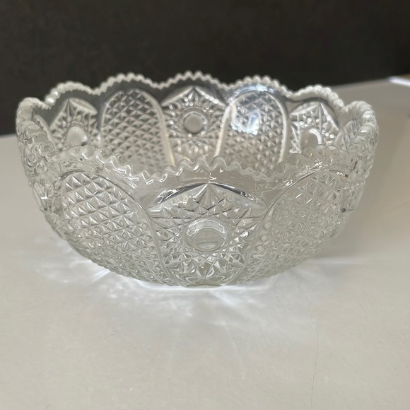 Vintage Crystal Bowl - Picture 2 of 9